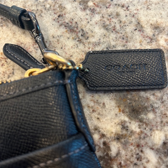 COACH Cross Grain Leather Kitt - Picture 8 of 8